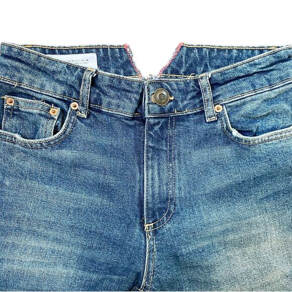 ZARA‎ jeans Mid Rise Straight leg Medium Blue Wash 2 X 26" - Picture 8 of 12